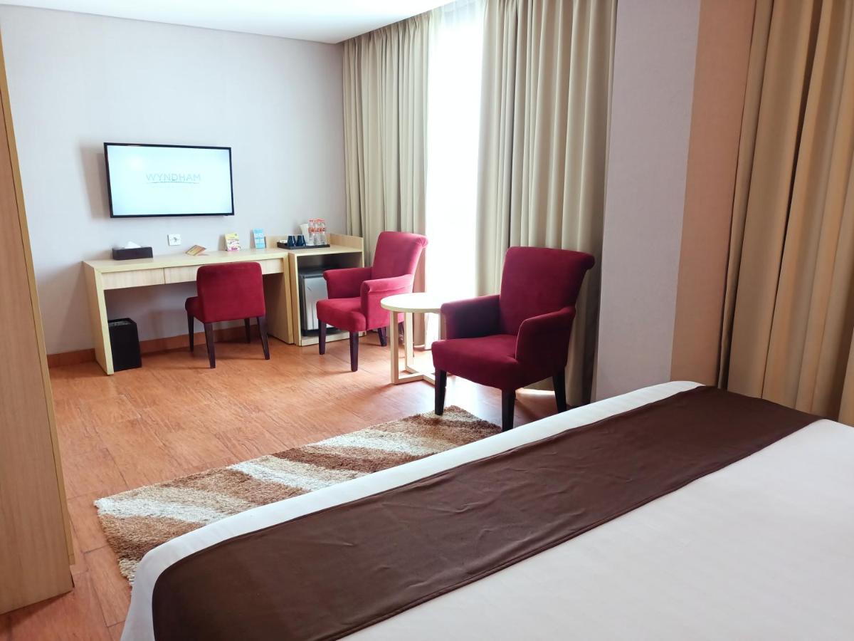 Days Hotel & Suites By Wyndham Jakarta Airport Tangerang Exteriör bild