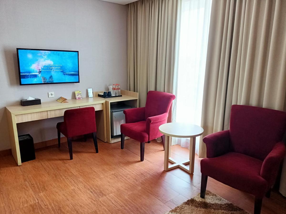 Days Hotel & Suites By Wyndham Jakarta Airport Tangerang Exteriör bild