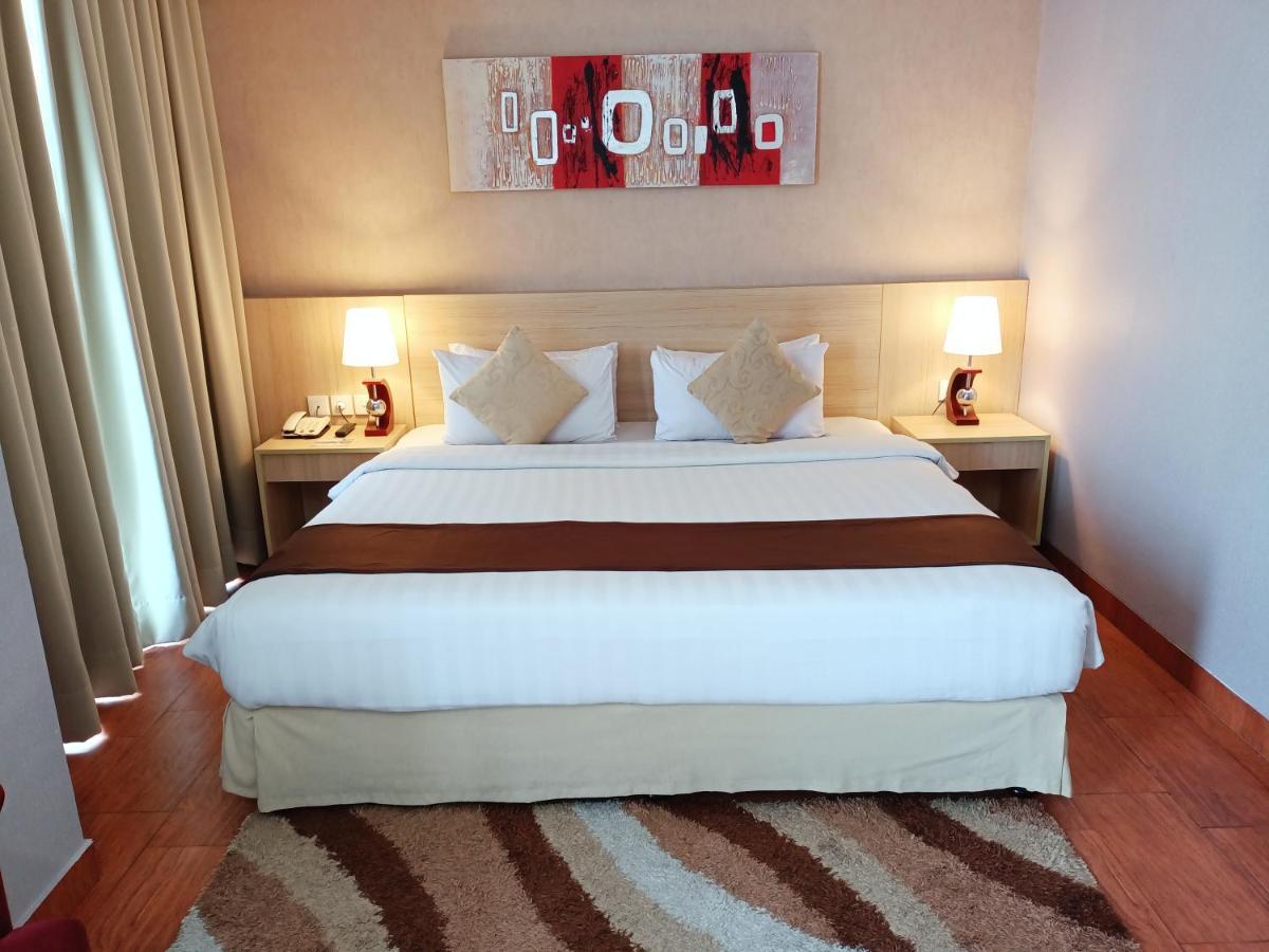 Days Hotel & Suites By Wyndham Jakarta Airport Tangerang Exteriör bild