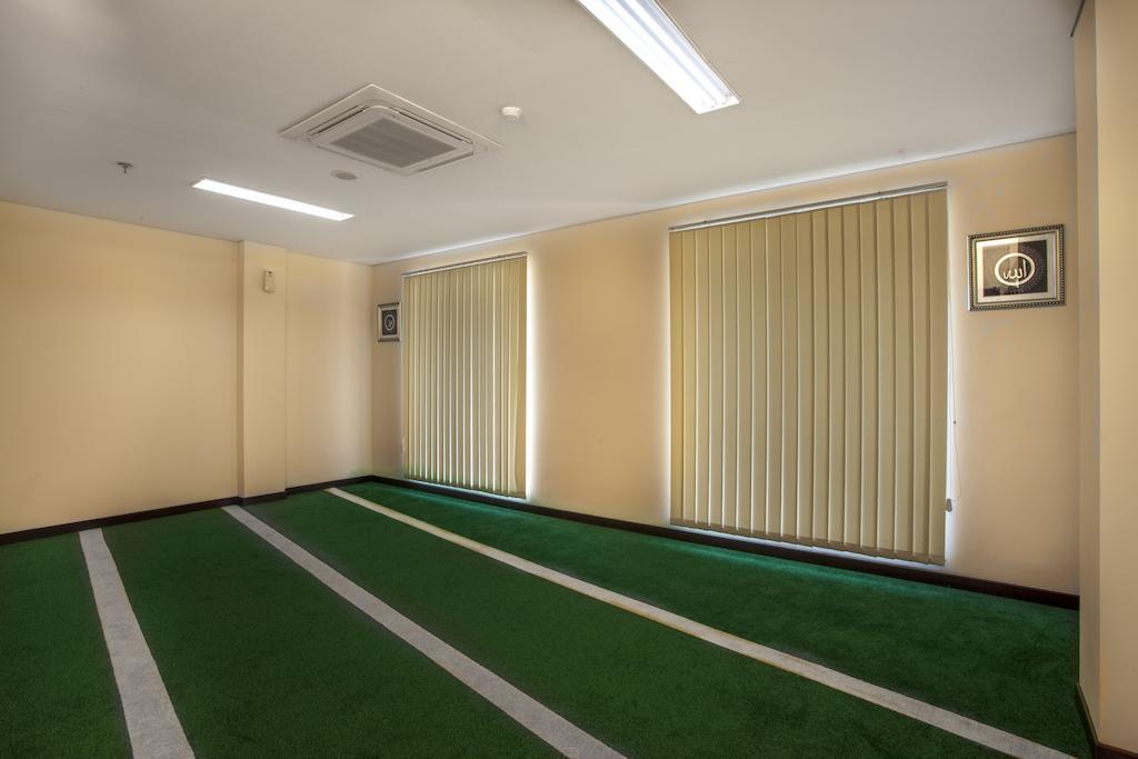 Days Hotel & Suites By Wyndham Jakarta Airport Tangerang Exteriör bild