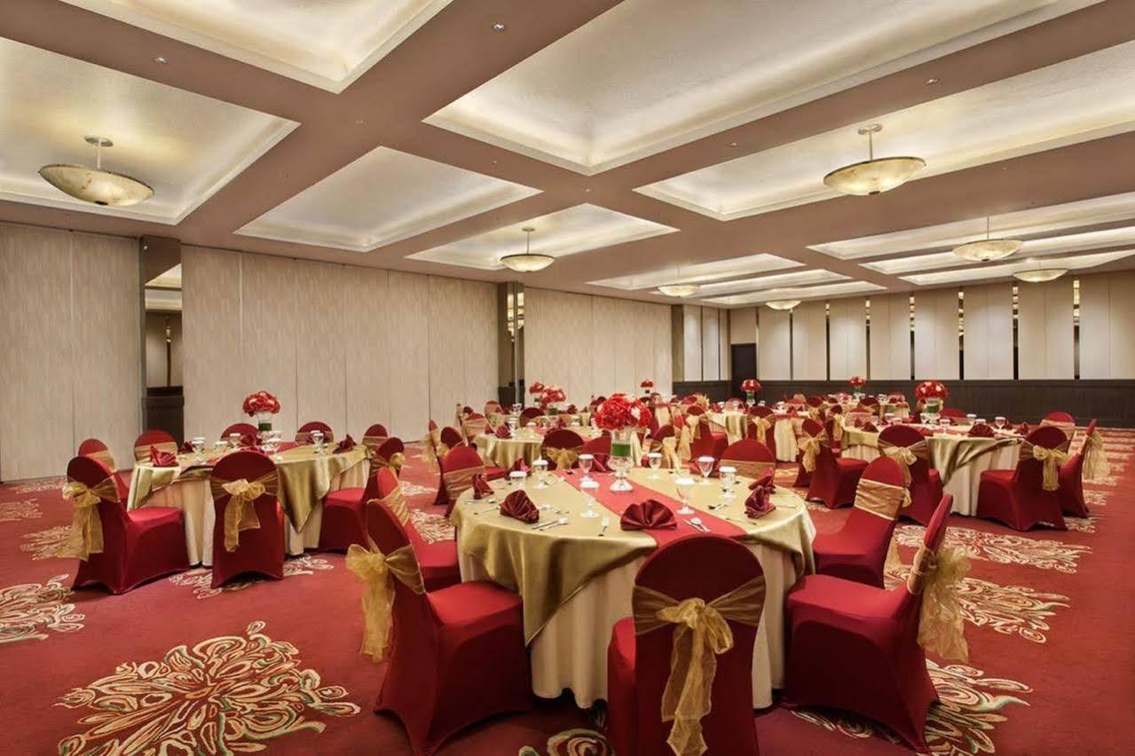 Days Hotel & Suites By Wyndham Jakarta Airport Tangerang Exteriör bild